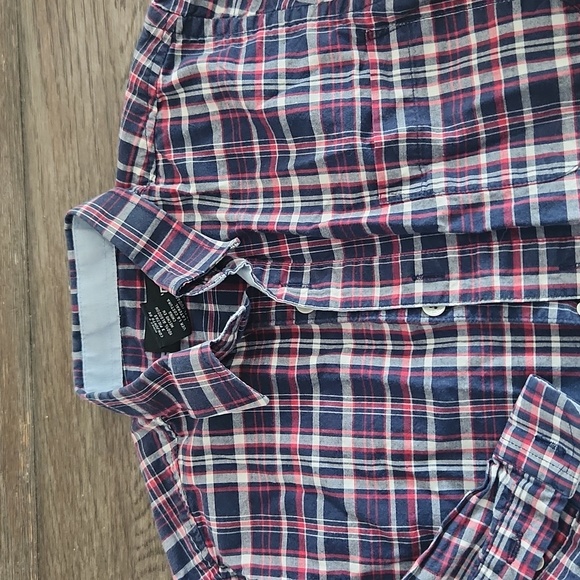 Claiborne Plaid button down - Picture 2 of 5